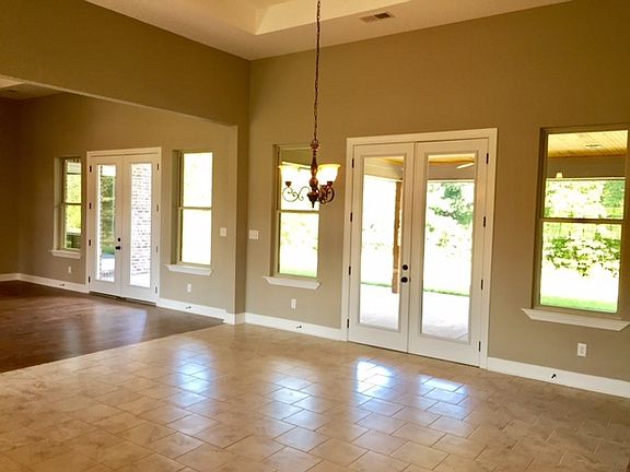 5th image of 4314 Jordan Creek Dr