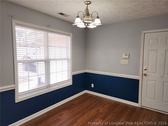 3rd image of 7720 Redwood Ave
