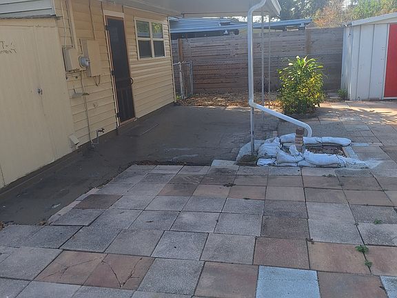 3rd image of 715 52nd Ave N