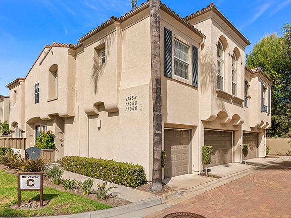 3rd image of 11958 Miro Cir