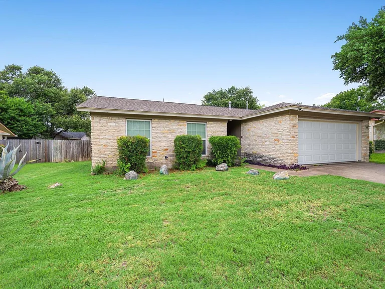 12902 Lamplight Village Ave — Photo 10