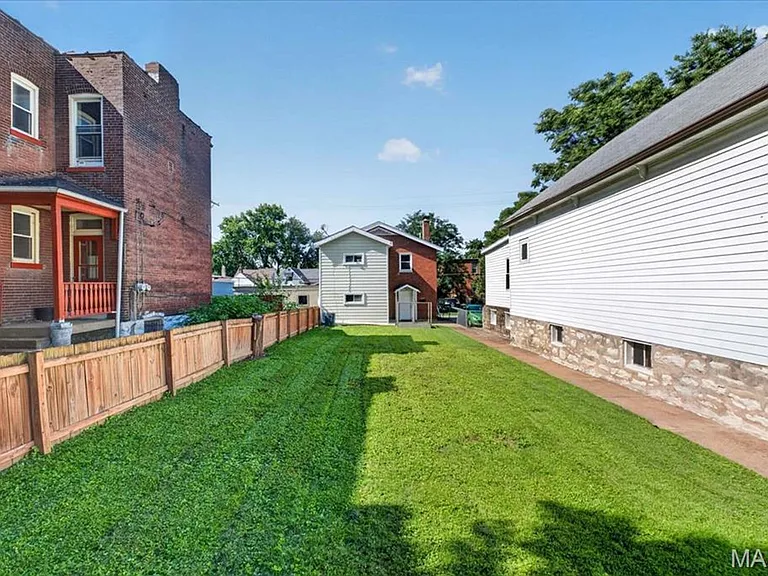 4157 Connecticut St — Photo 20