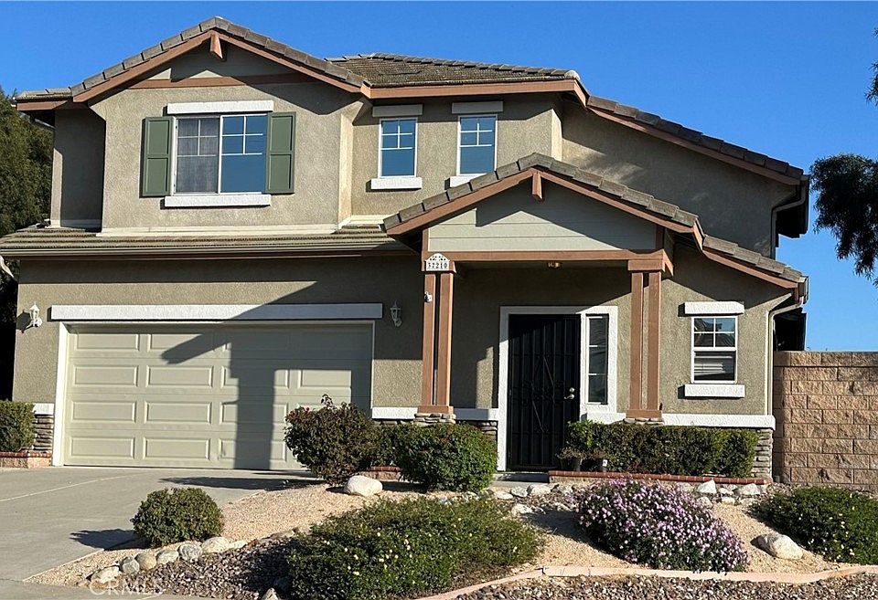 1st image of 37210 Moonbeam Ct