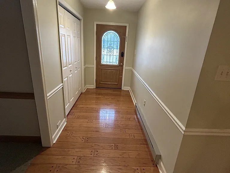 8509 Winchester Ave — Photo 15