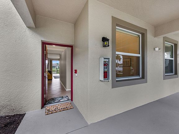 3rd image of 19910 Barletta Ln Unit 1513