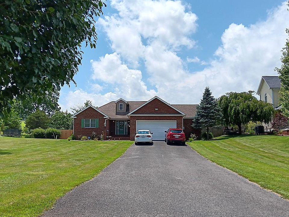 1st image of 65 Viers Ct