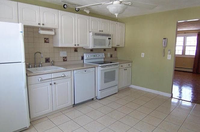 1st image of 19 Alden St APT D