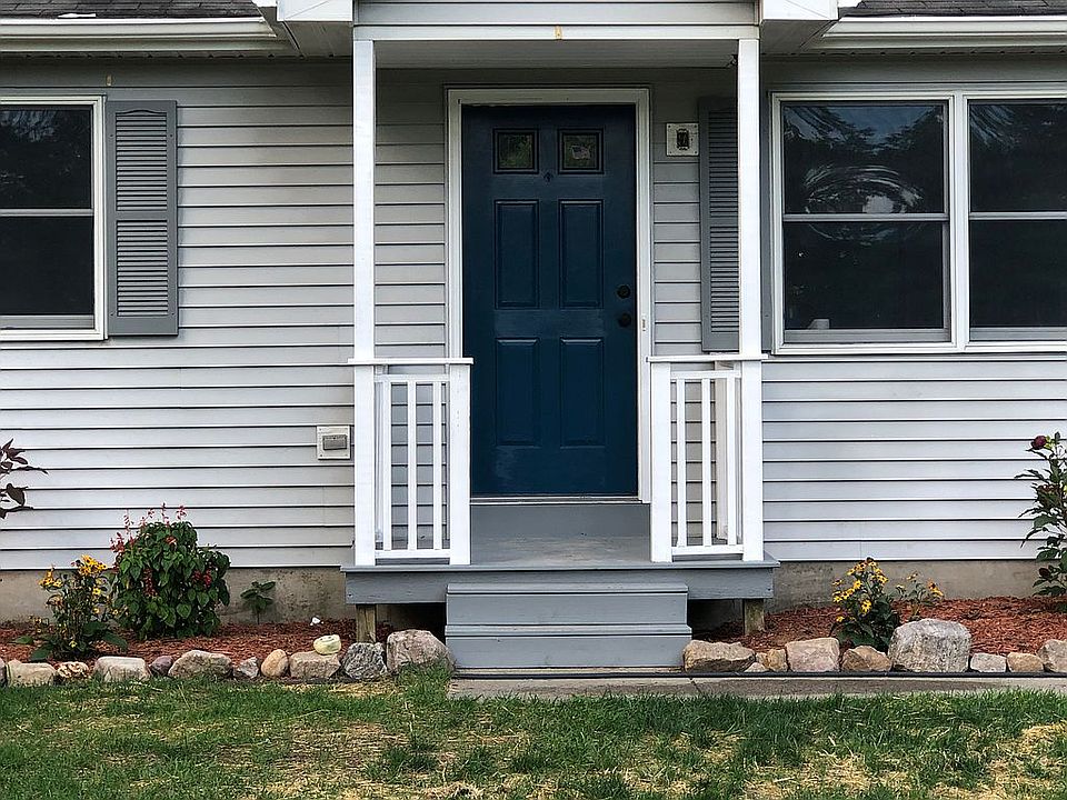 1st image of 105 Forest Dr