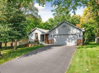17375 Harding Ln, Lakeville, MN 55044