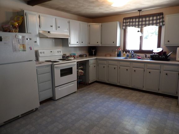 3rd image of 717 Mulberry Ave