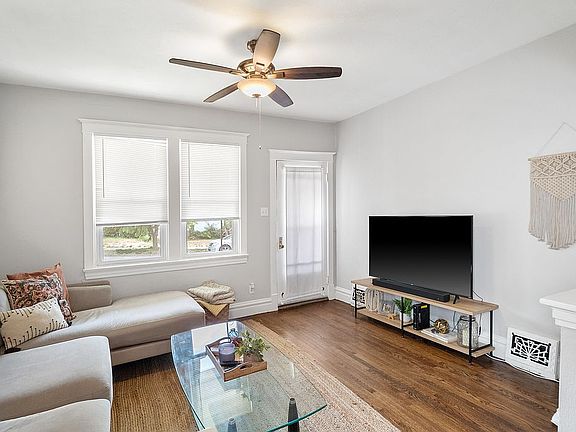 4th image of 6263-6265 Hoffman Ave