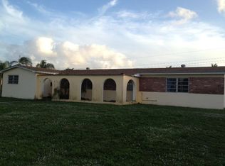 1270 NW 203rd St, Miami Gardens, FL 33169