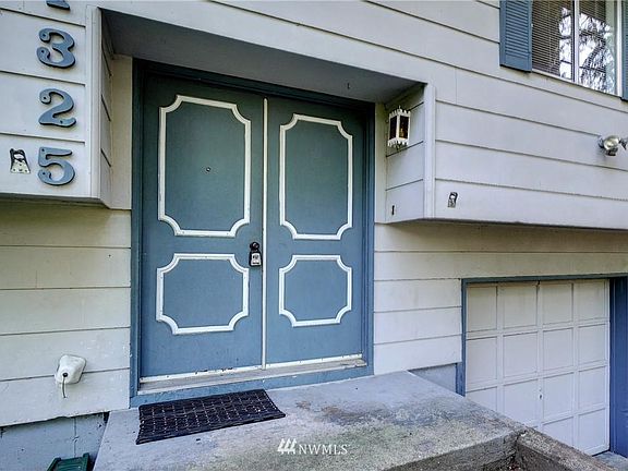5th image of 11325 105th Ave SW