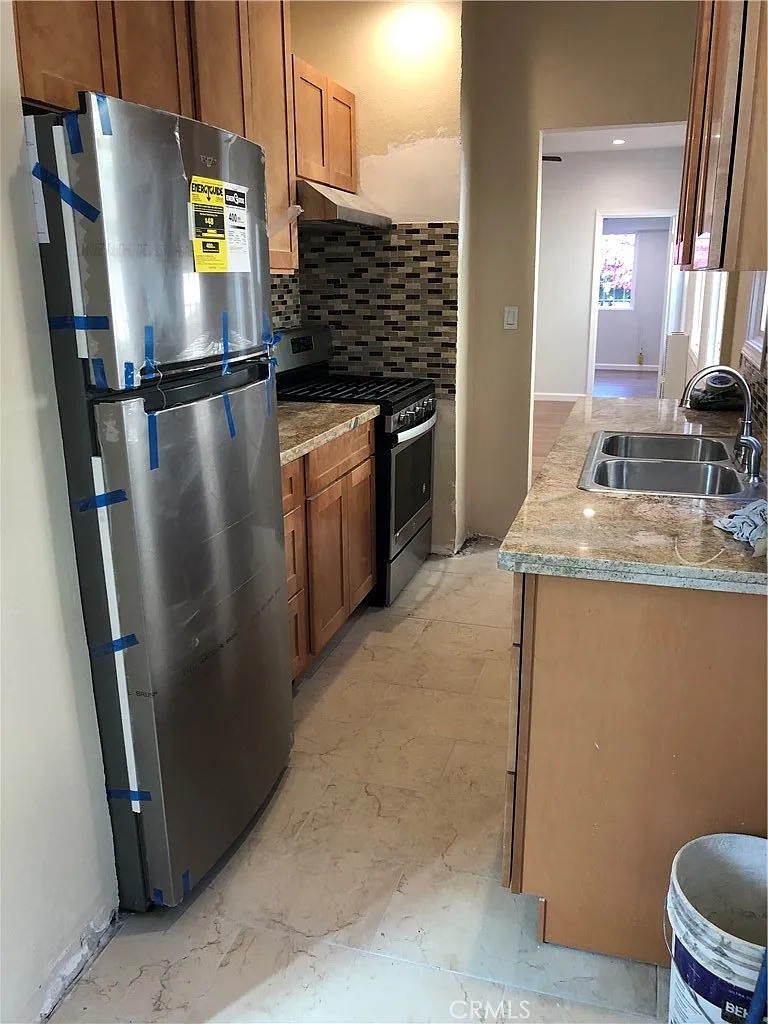 2 bed, 680 sqft, $2,490 — Photo 3