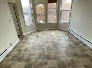 47 6th Ave #3, Troy, NY 12180