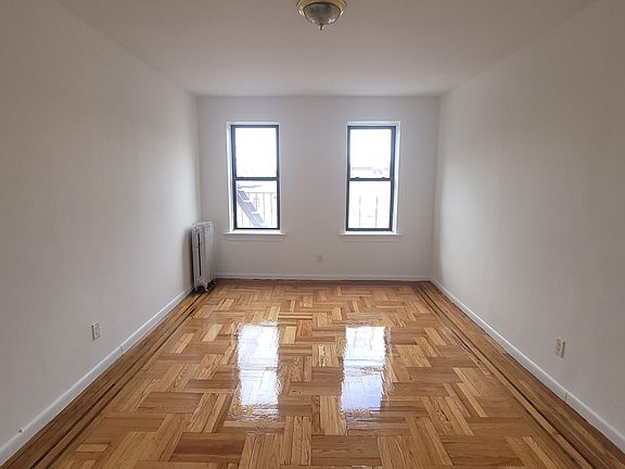 2nd image of 3204 Holland Ave APT 4F