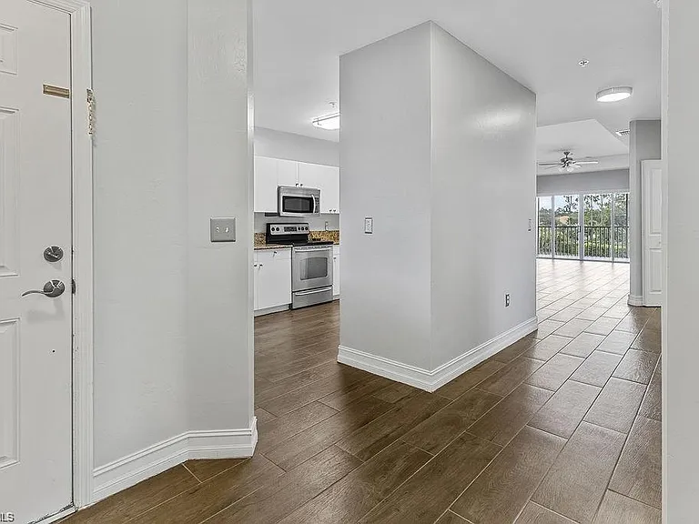 7827 Regal Heron Cir #306 — Photo 3