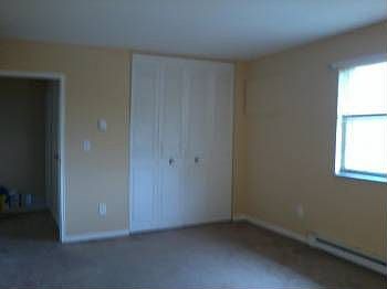 2nd image of 56 Unionville Ave APT 3b