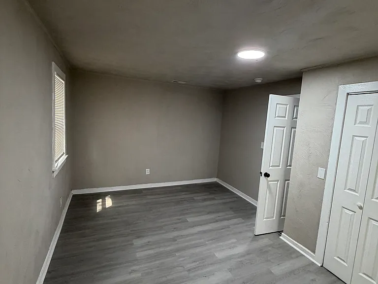 1451 W 17th Ave #1 — Photo 19