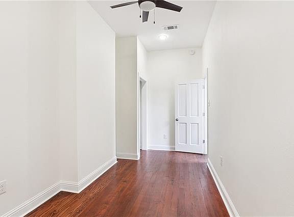 4th image of 2007 Baronne St #1A