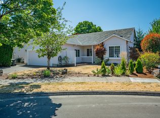 421 SE 71st Pl, Hillsboro, OR 97123