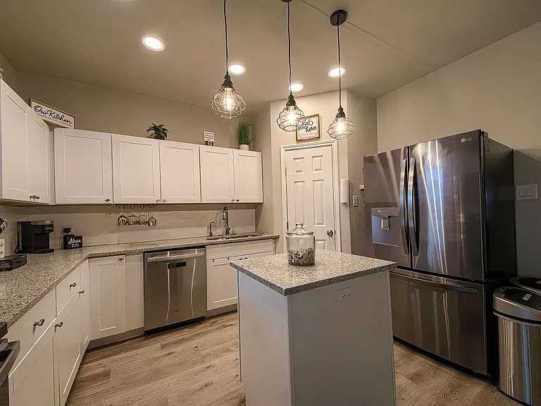 5950 Lake Superior St — Photo 6
