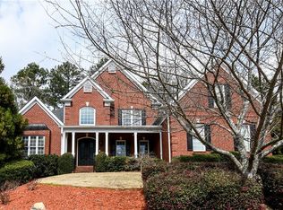 1181 Hiddenbrook Ln, Suwanee, GA 30024