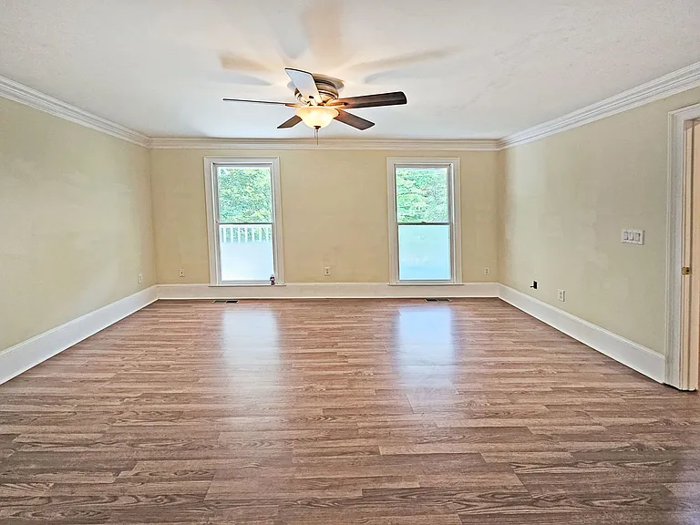 1653 Wildwood Rd NE — Photo 31