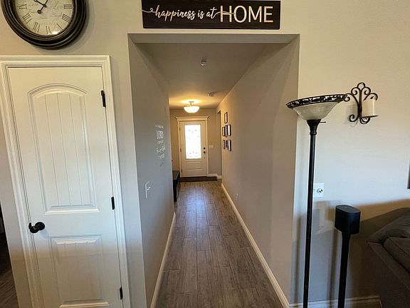 5th image of 1233 SW 154th Ter