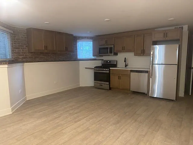 3025 W Ainslie St #GF — Photo 17