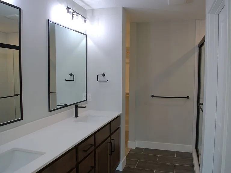 913 Spyglass Ct — Photo 15