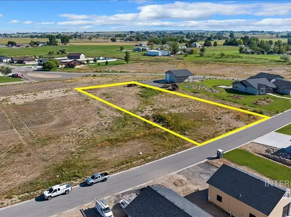 72 Victoria St, Jerome, ID 83338