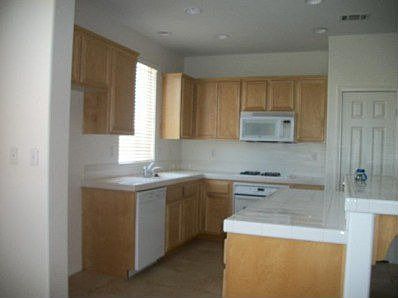 4th image of 13924 Plantain St