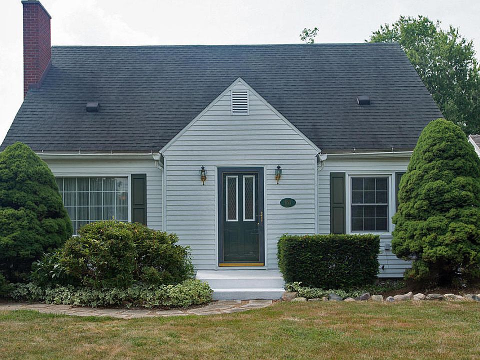1st image of 553 Fairfield Ave