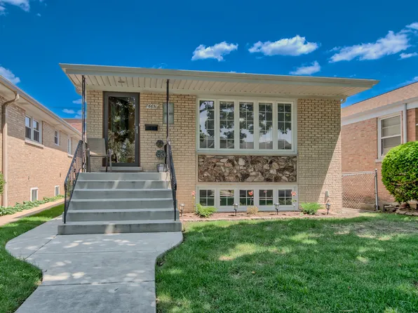 6651 N Oconto Ave, Chicago, IL 60631