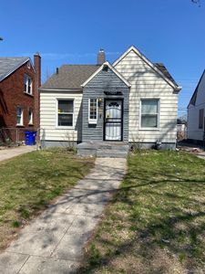 13881 Carlisle St, Detroit, MI, 48205