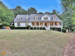 195 Driftwood Trl, Fayetteville, GA 30215