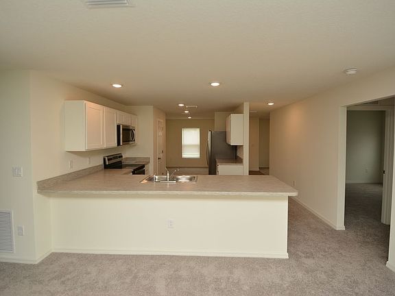 5th image of 4 Burnham Ln
