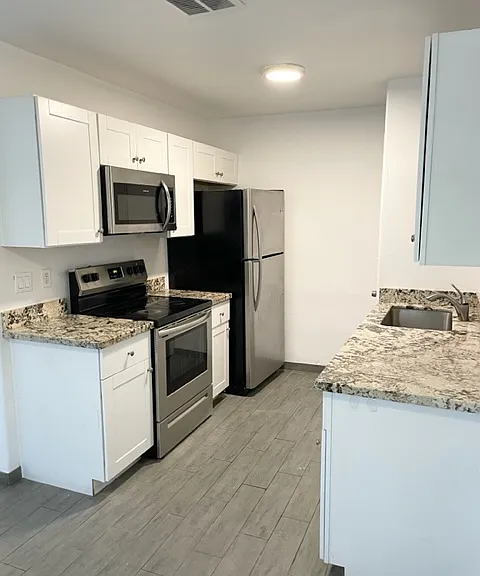 4115 E Moreland St #1 — Photo 5