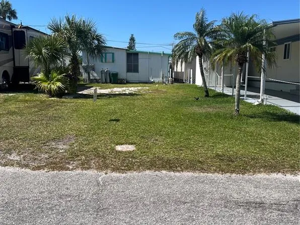 176 4th St W, Palmetto, FL 34221