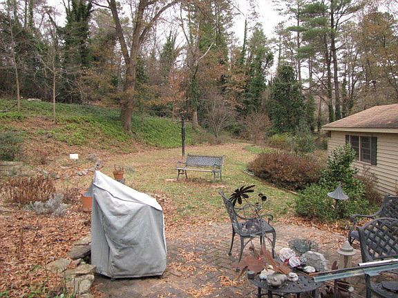 5th image of 116 Oakwood Pl