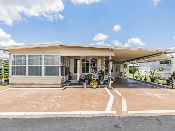 7053 El Conquistador St, Zephyrhills, FL 33541