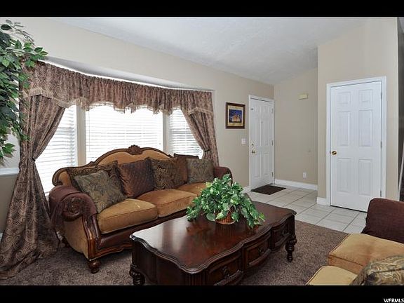 4th image of 1148 W Windfield Ct