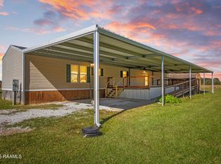 124 Landon Ln, Sunset, LA 70584