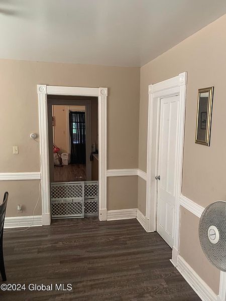 5th image of 346 Orange Street