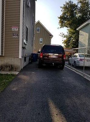 4th image of 446 Hampshire St #446A
