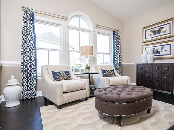 3rd image of 295 Lakeland Way