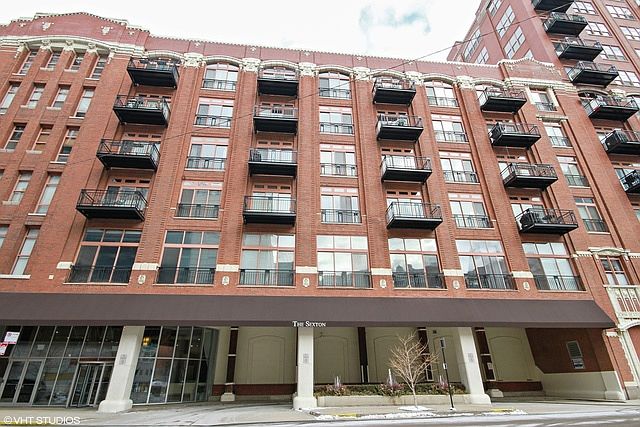 1st image of 360 W Illinois St APT 10G