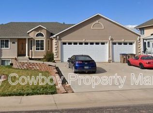 1660 Nottage Ct, Laramie, WY 82072