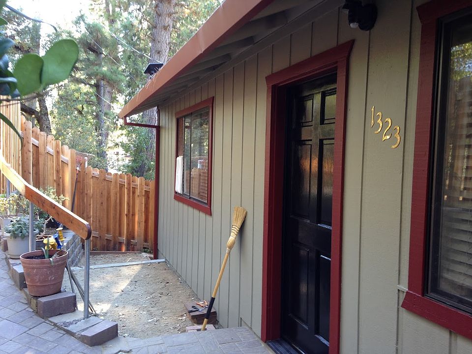 2nd image of 1323 Carson Rd